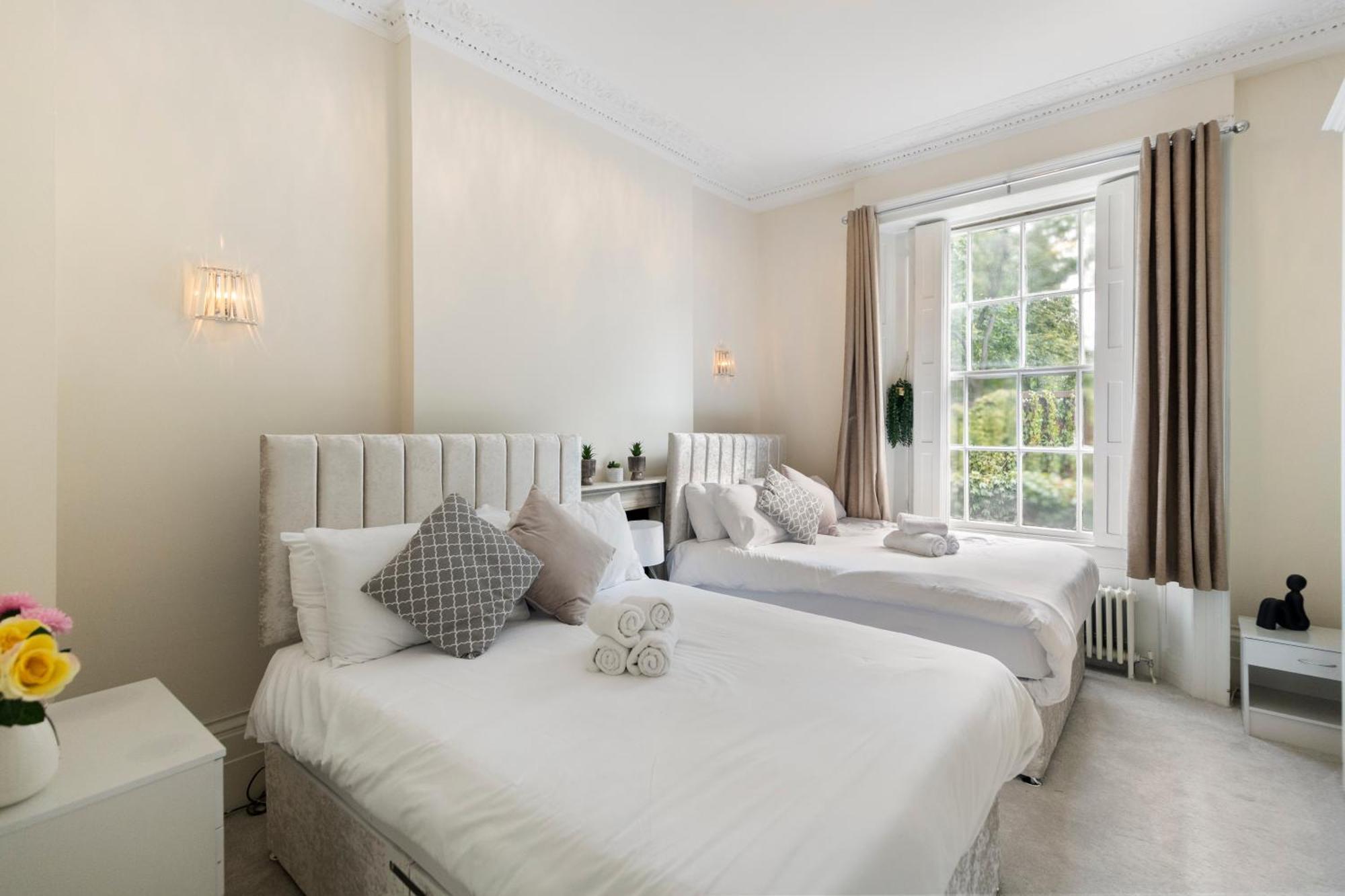 Regent's Square Charming Flat Apartamento *