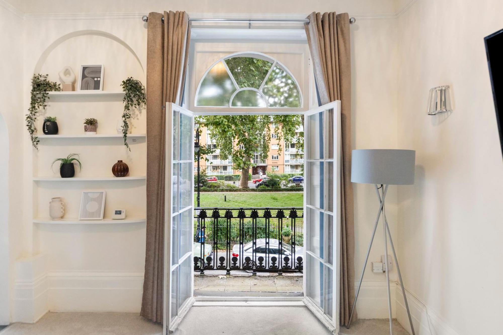 Regent's Square Charming Flat