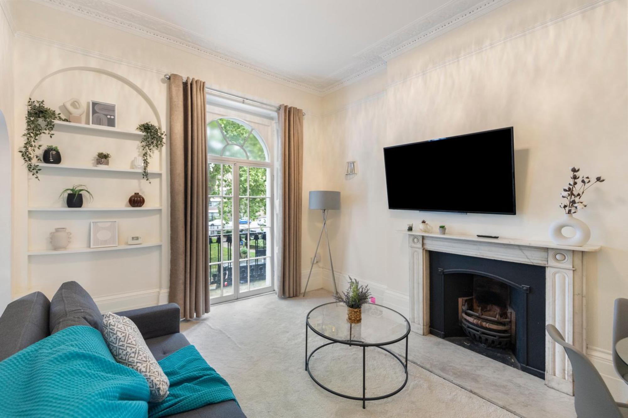 Regent's Square Charming Flat Apartamento *
