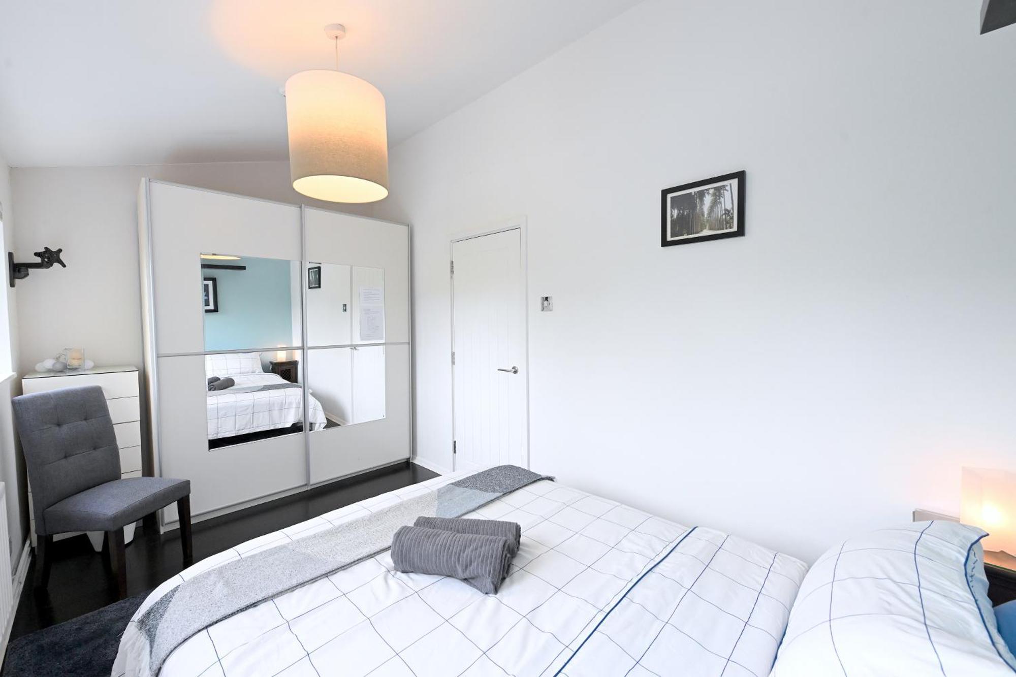 Apartment 4 Bedroom Patio House Regent's Park - Parking *