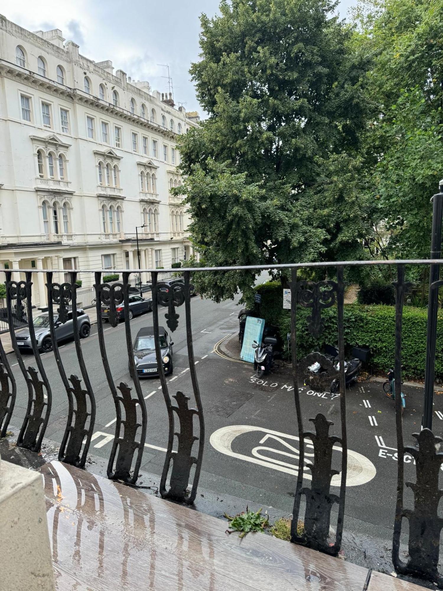 Central, Compact And Fashion Flat For 4 People With Breakfast In Kensington Zone 1 Londres