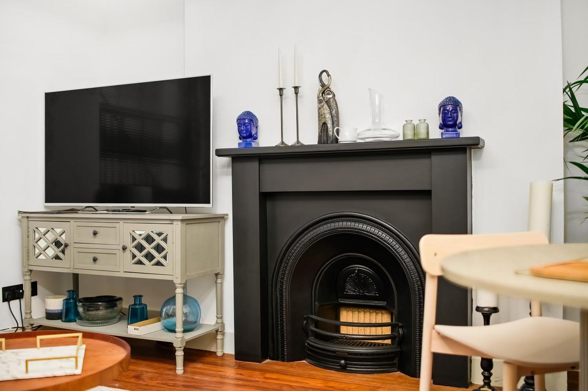 Hyde Park 2 Bedroom * Londres