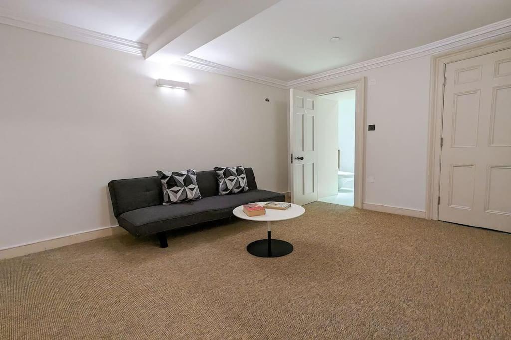 Holiday home Extra Big 4-bed House In Liverpool Street! *