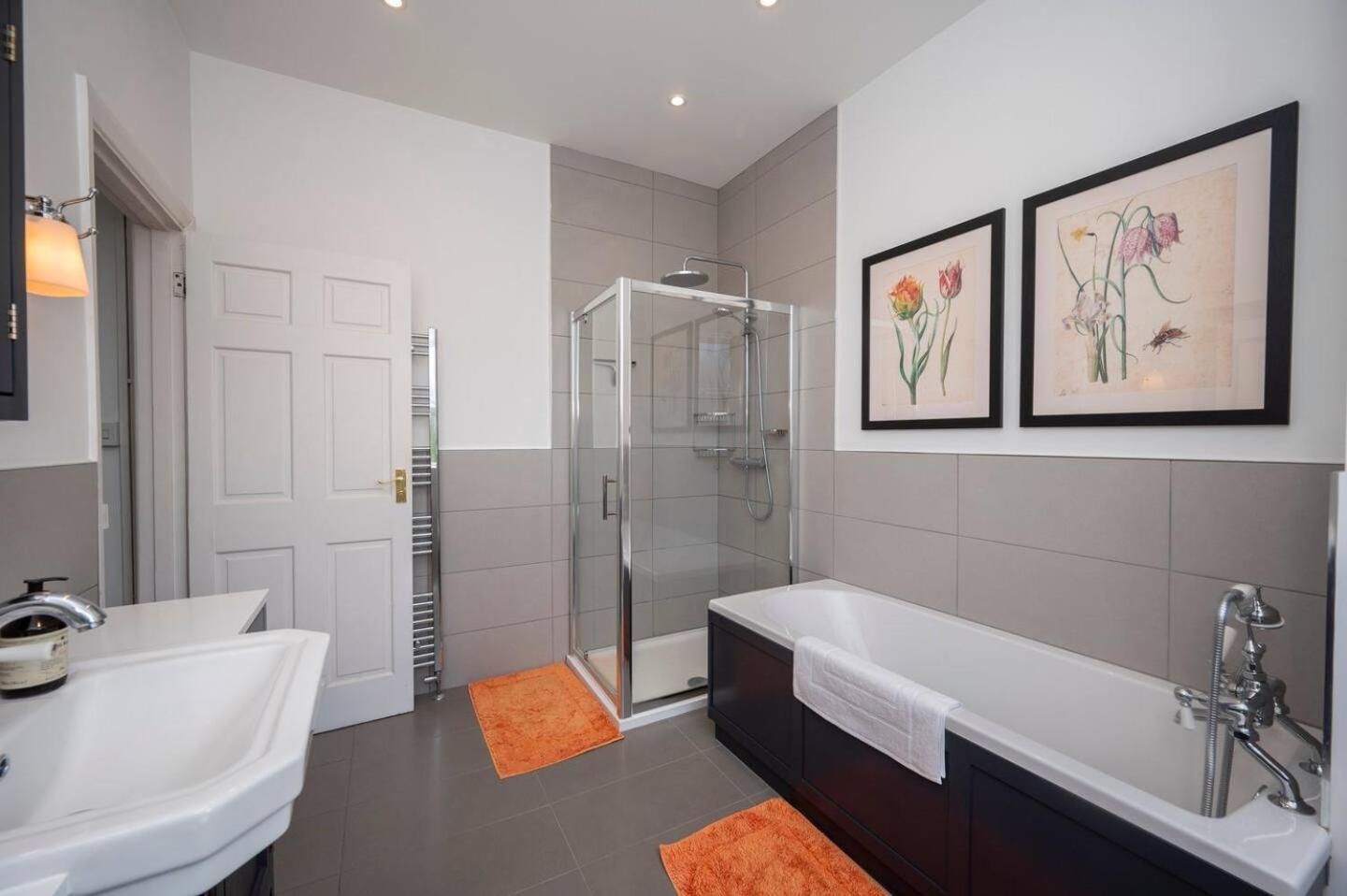 Pass The Keys Stylishly Designed Townhouse - Garden Oasis Hébergement de vacances Londres