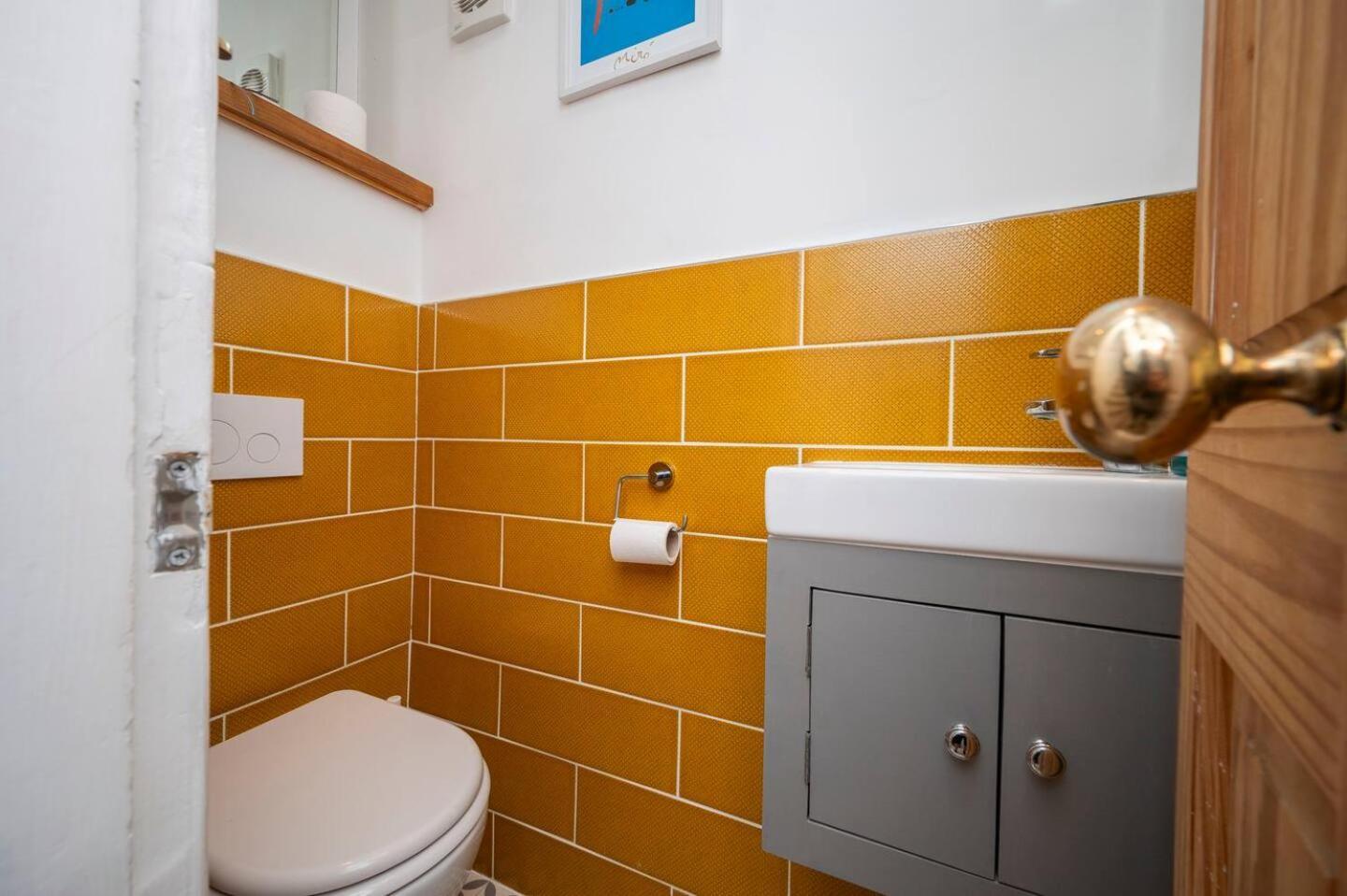 Pass The Keys Stylishly Designed Townhouse - Garden Oasis Hébergement de vacances