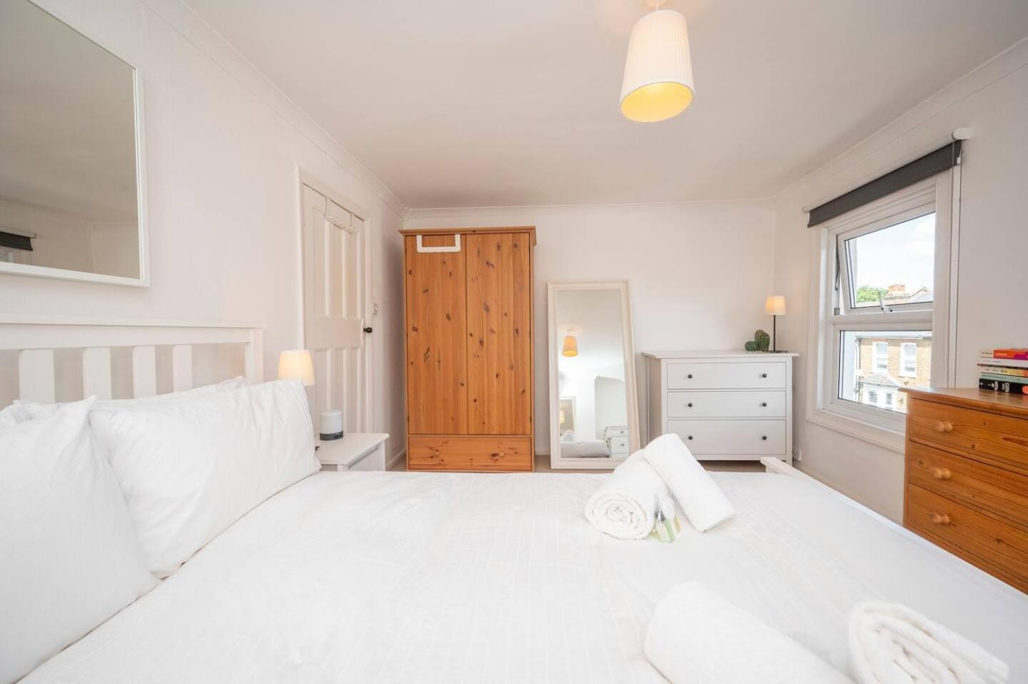 Pass The Keys Stylishly Designed Townhouse - Garden Oasis Londres
