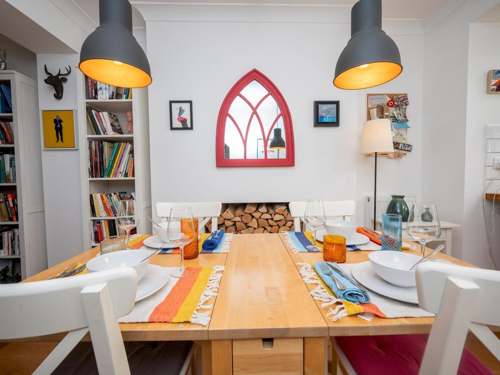 Hébergement de vacances Pass The Keys Stylishly Designed Townhouse - Garden Oasis *