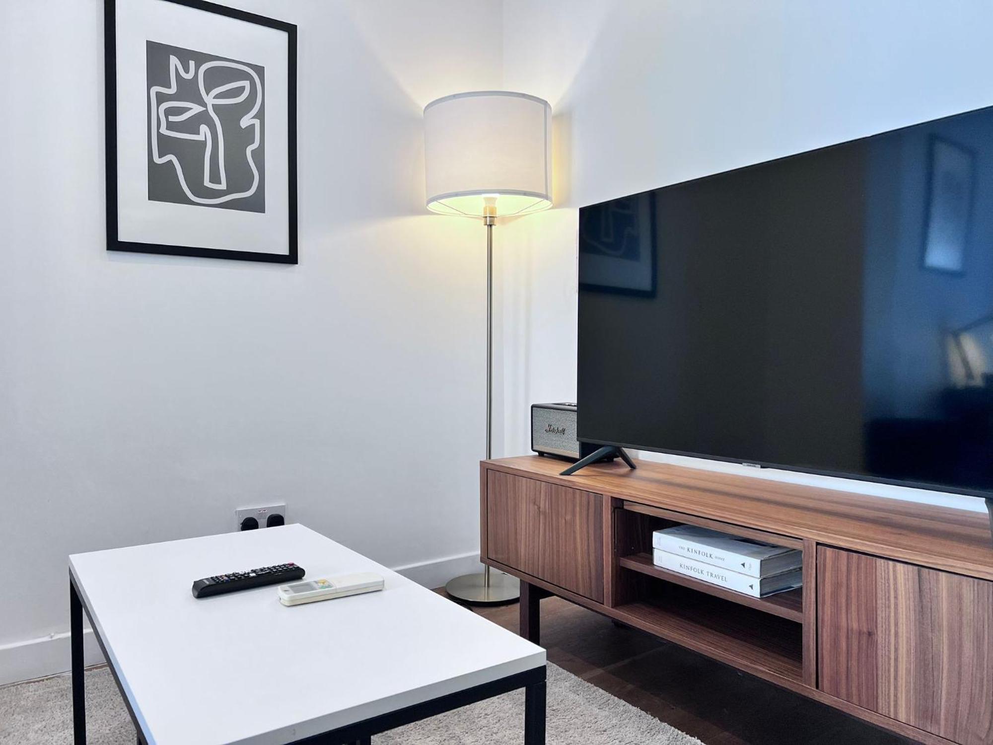 Luxury 2-bedroom Flat In Camden * Londen