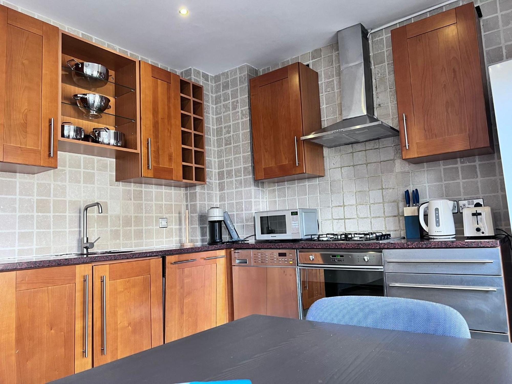 Luxury 2-bedroom Flat In Camden * Londen