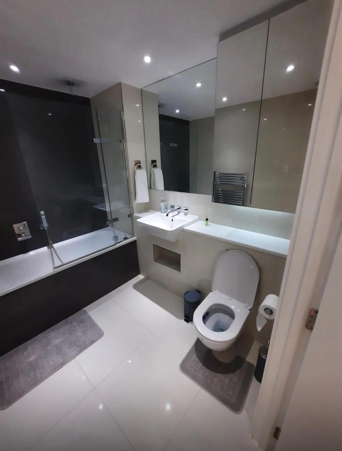Appartement Spacious 3 Bed With Stunning Views *