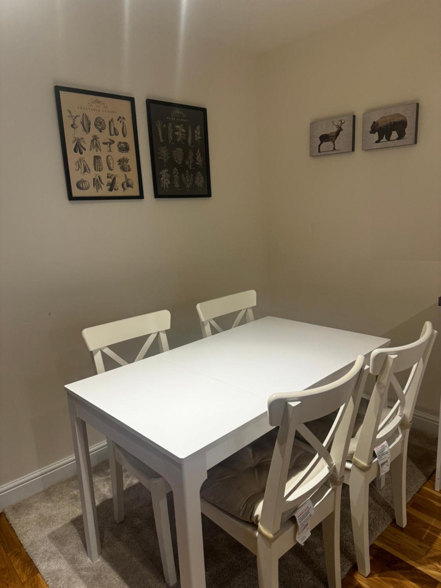 Sutherland Avenue Apartment