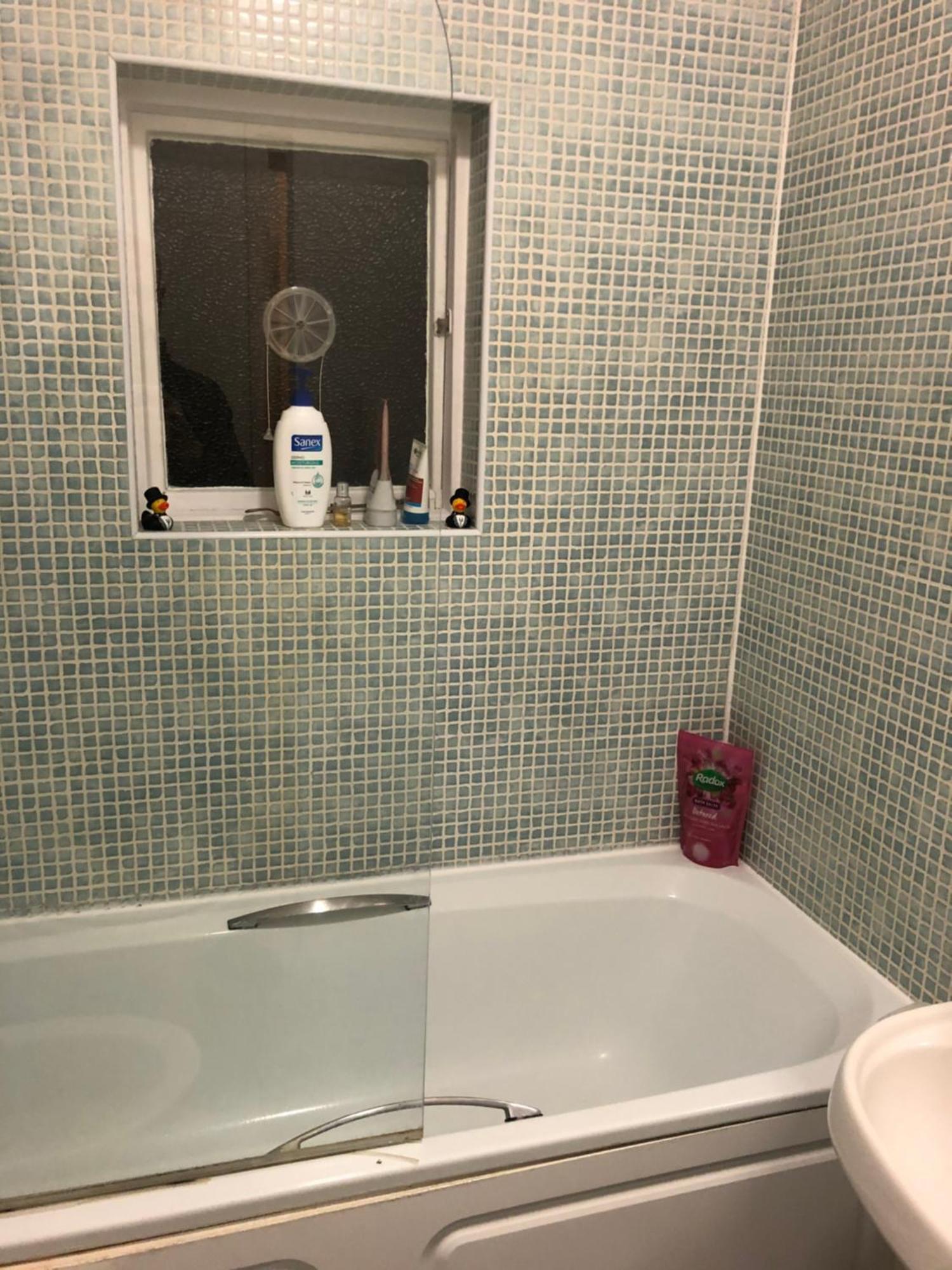 Cosy Double In West Kensington * Londres