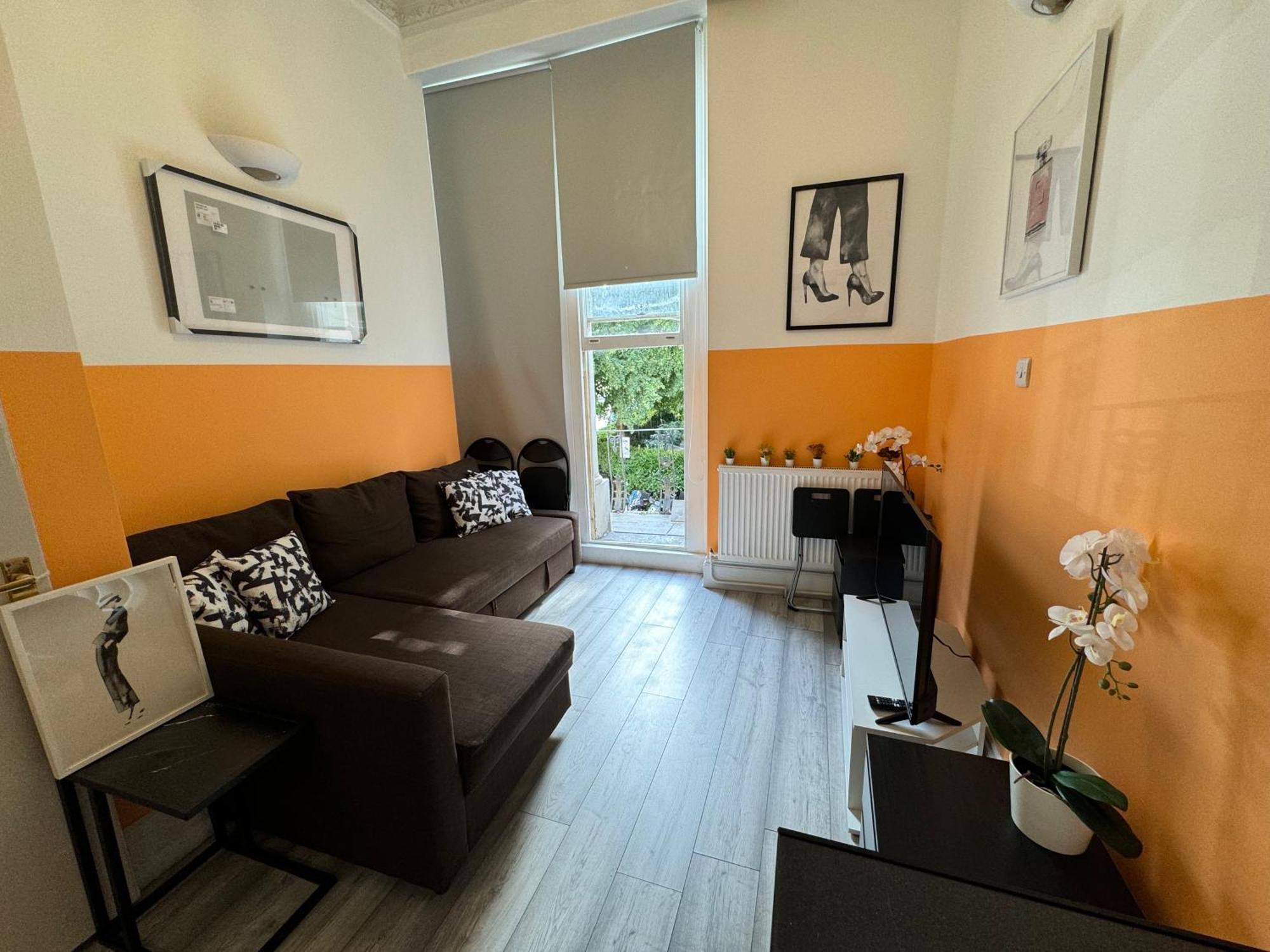 Central, Compact And Fashion Flat For 4 People With Breakfast In Kensington Zone 1 * Londres