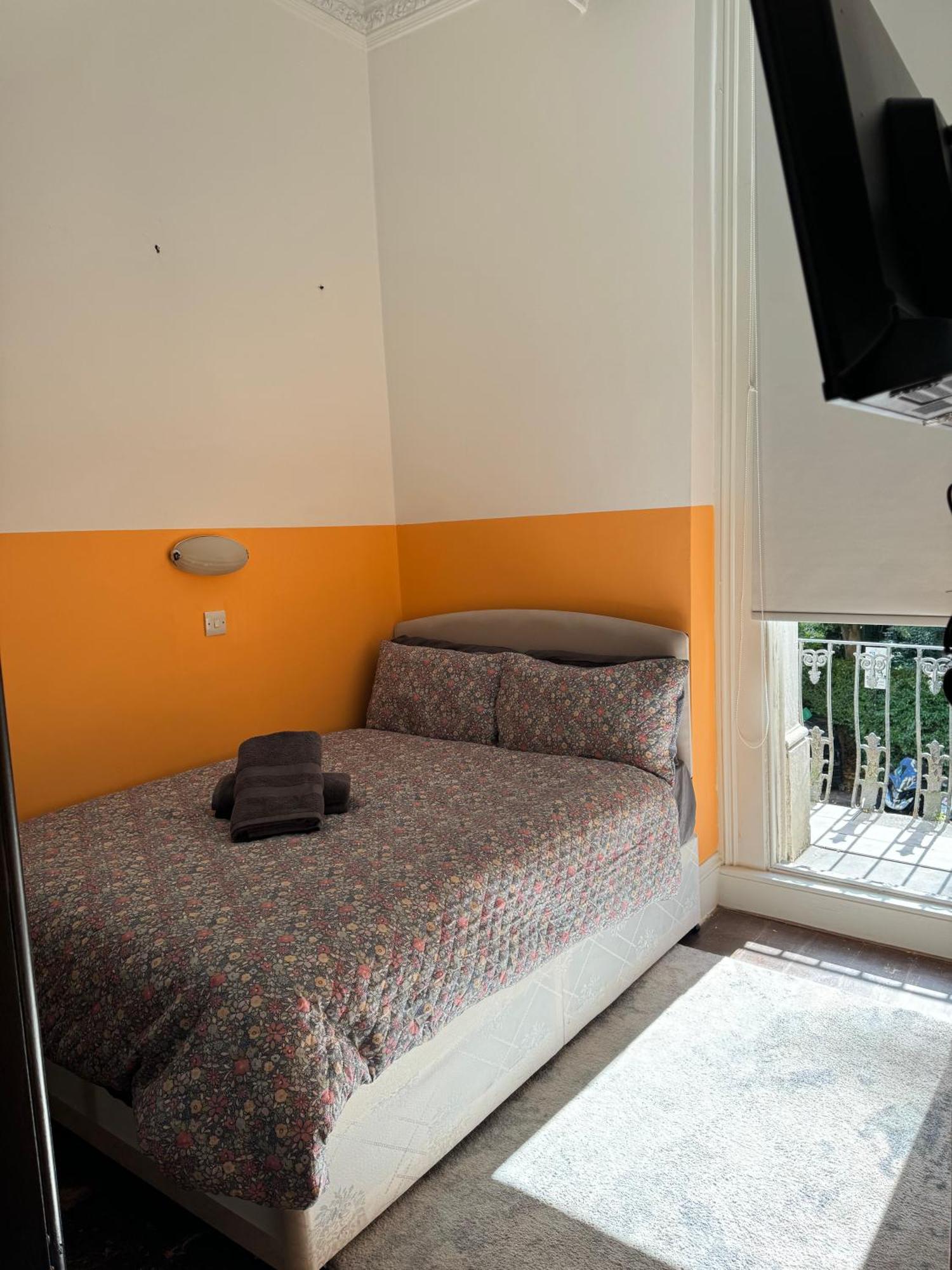 Central, Compact And Fashion Flat For 4 People With Breakfast In Kensington Zone 1 Apartamento *