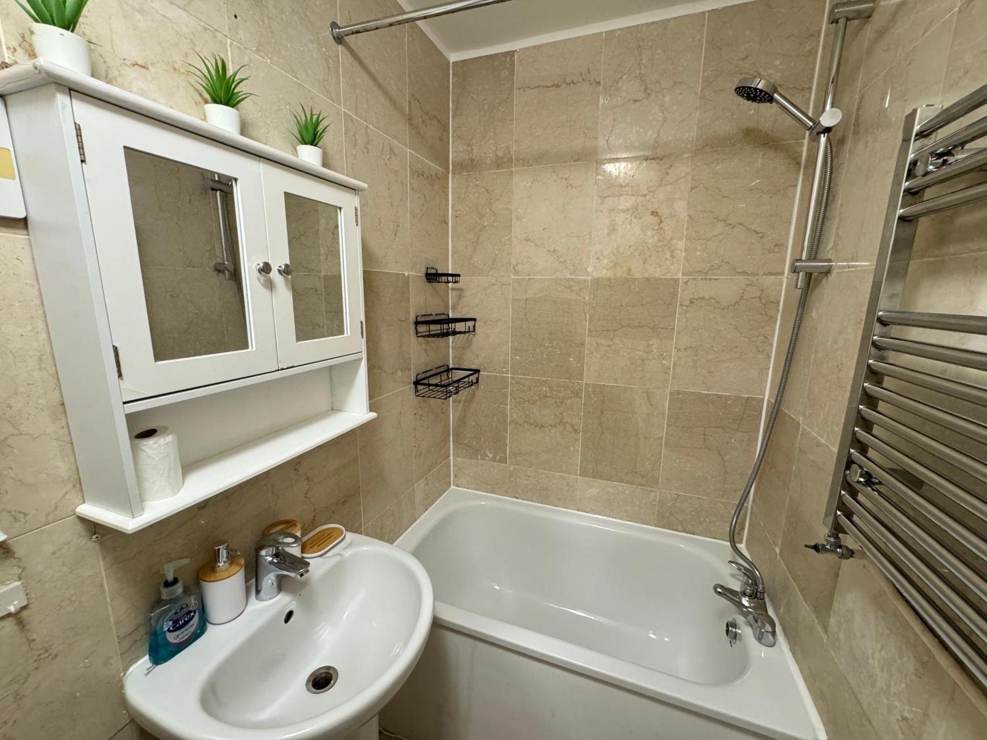 Central, Compact And Fashion Flat For 4 People With Breakfast In Kensington Zone 1 Appartement Londres