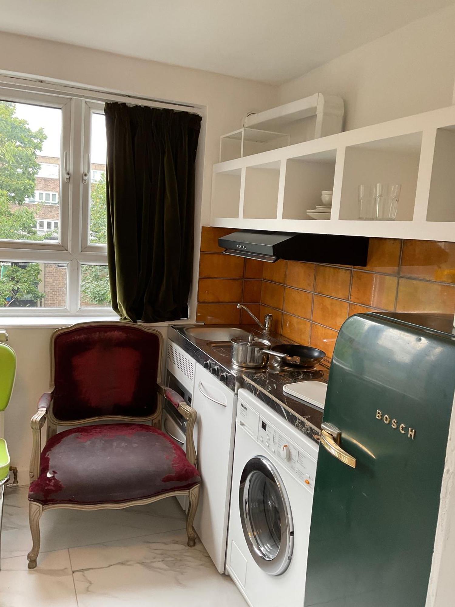 Studio6 Charming With Modern Amenities In *