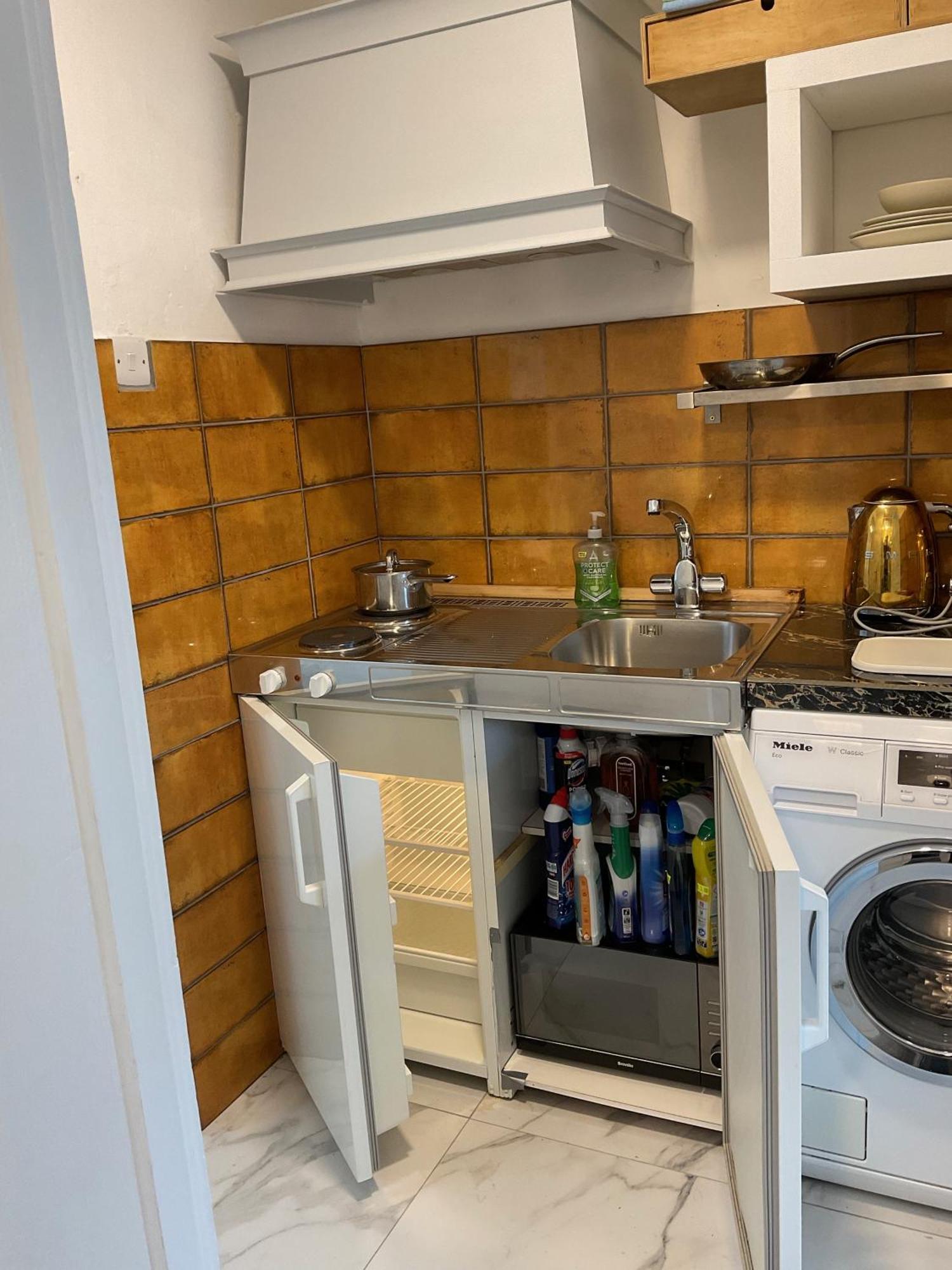 Studio6 Charming With Modern Amenities In Appartement *