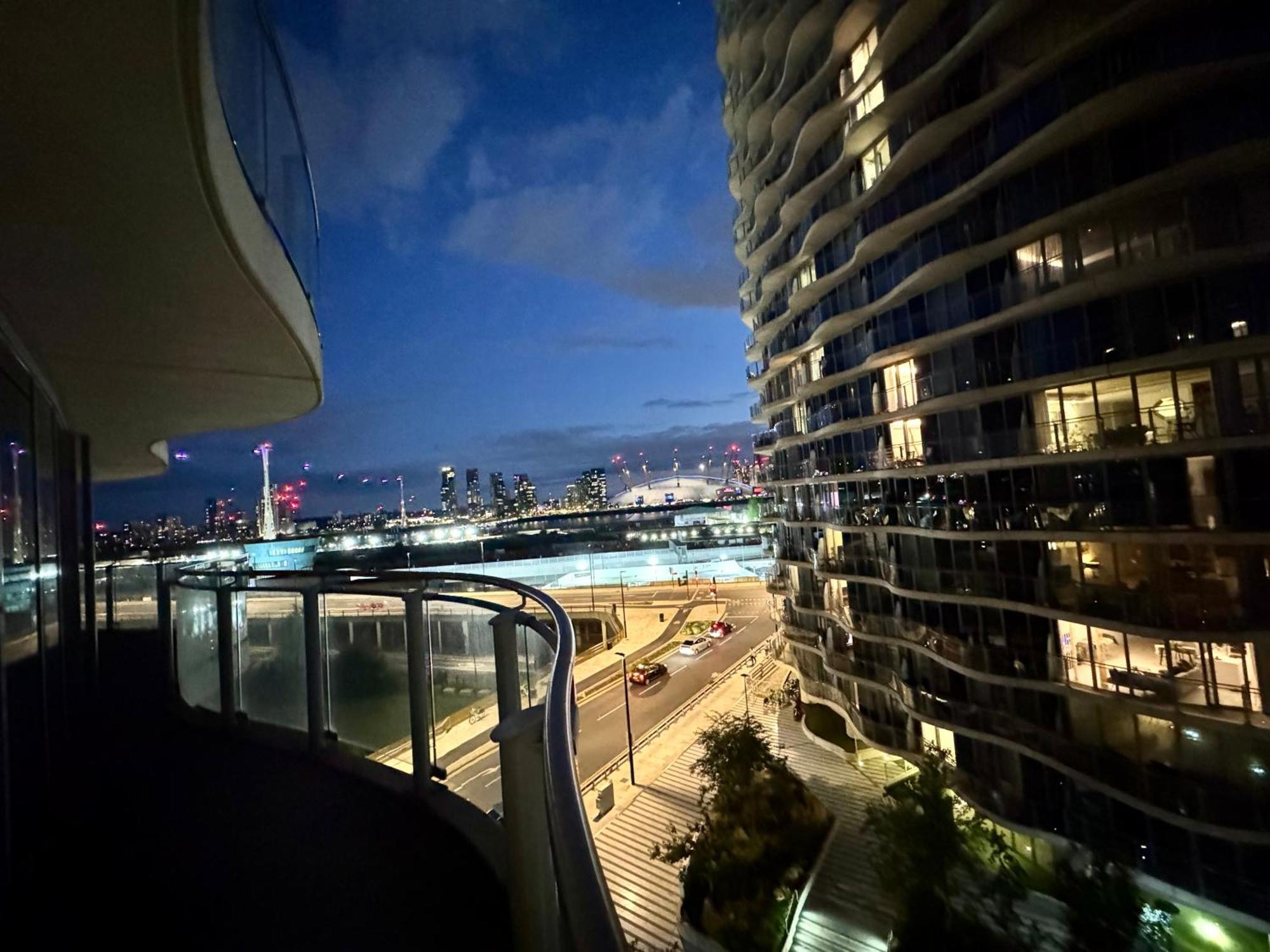 Excel Cosy With Balcony & River View Close To O2 Arena, Cable Car, City Hall *