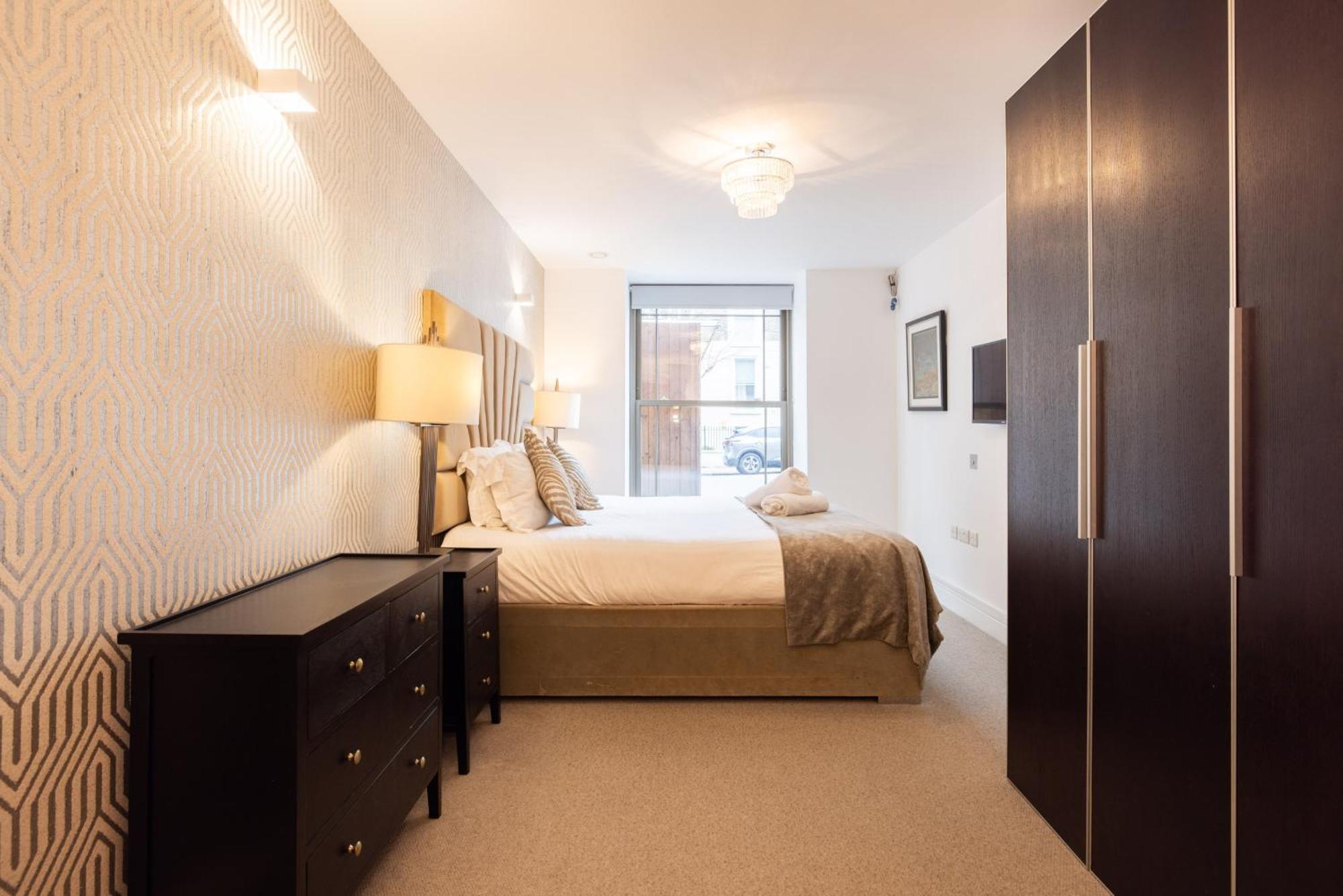 Modern, Spacious With Patio Appartement *