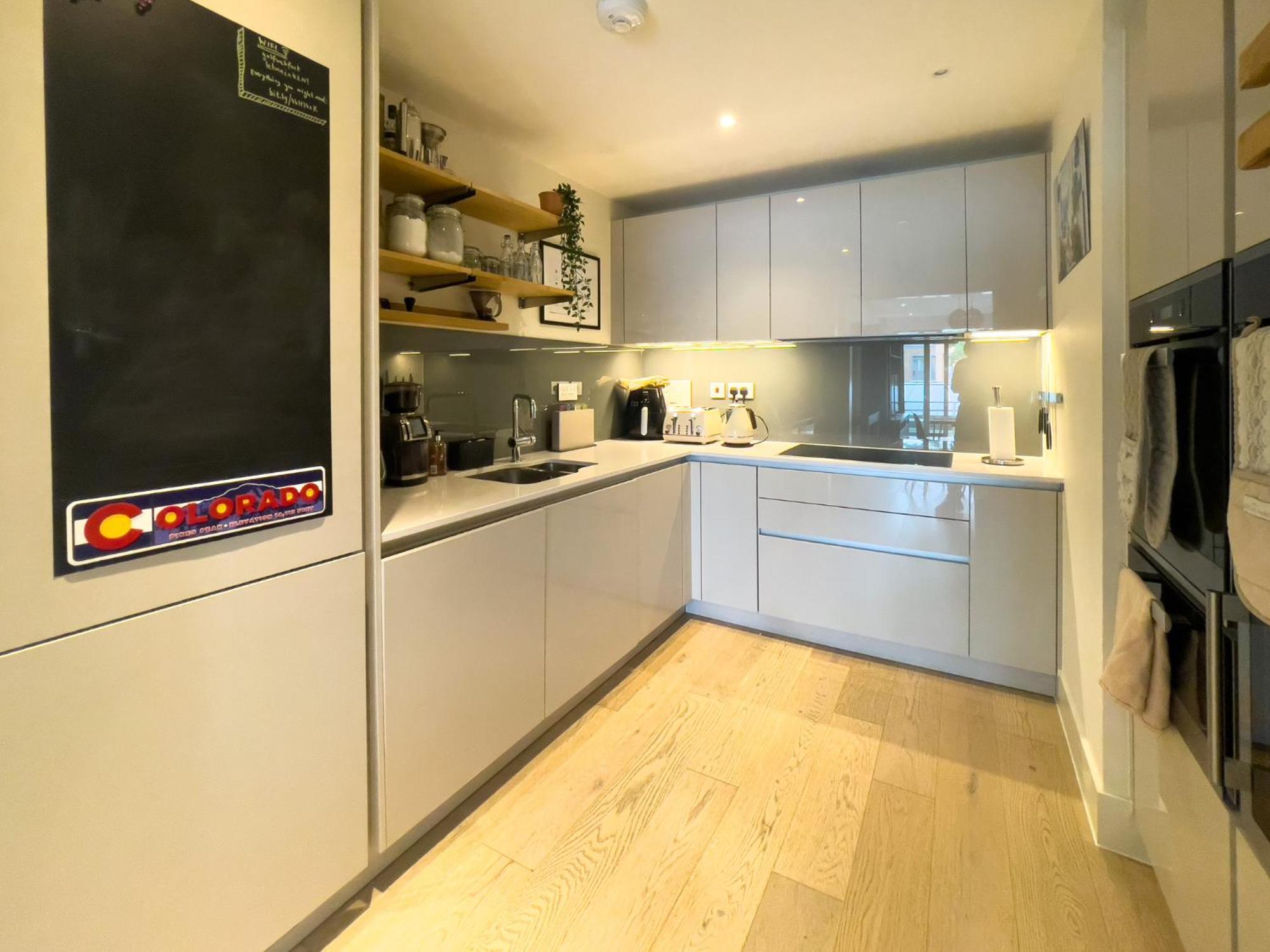 Apartamento F9-fantastic 2 Bedroom Flat In Nw3!