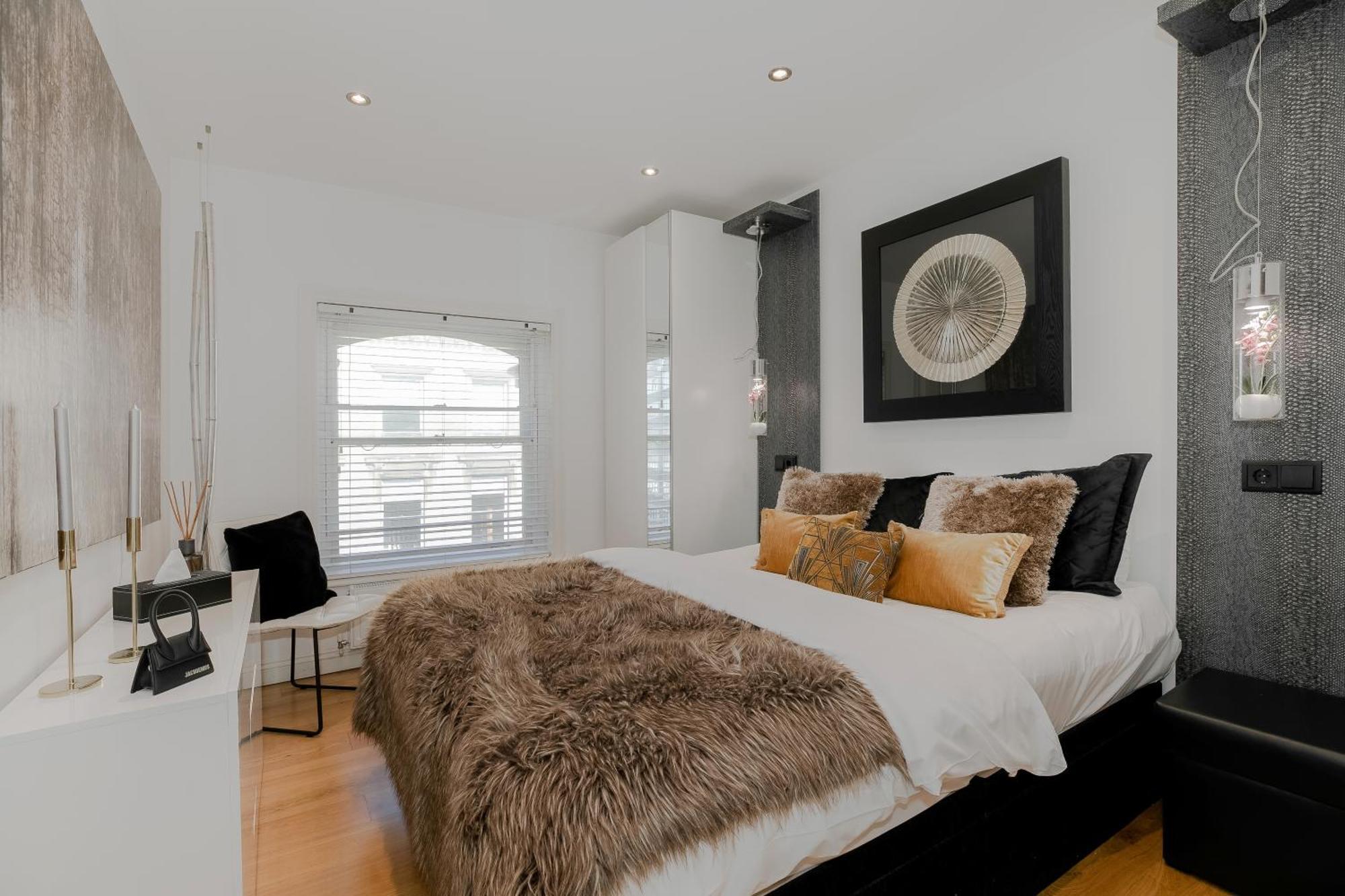 Apartment Cool Covent Garden Theatre Design Hub For Families Friends Couples