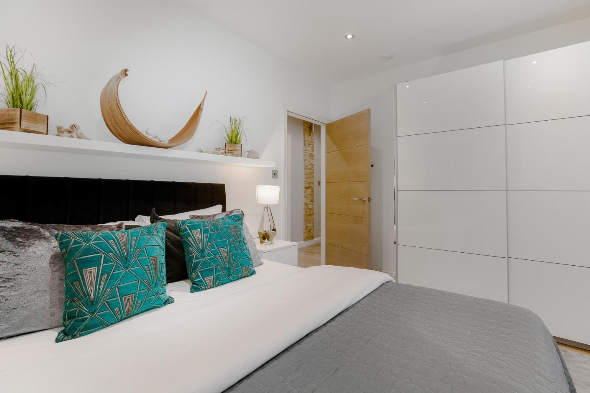 Cool Covent Garden Theatre Design Hub For Families Friends Couples
