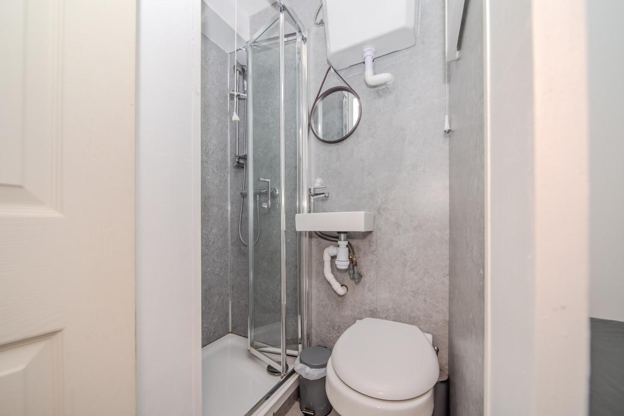 Harmonynest Parkview Elegance Pensión Londres