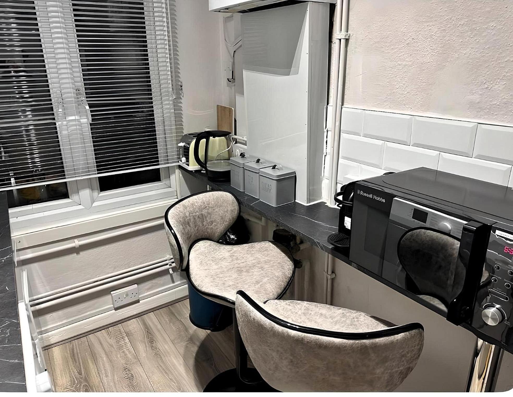 Homestay Brixton Hill Retreat Modern And Cosy *