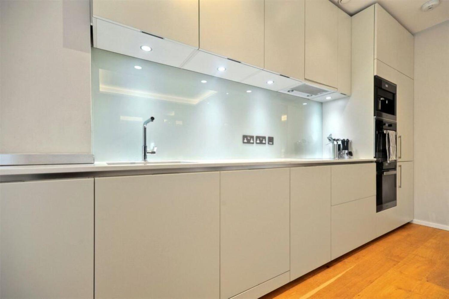 Central Covent Garden And Leicester Square Modern Sleeps 6 Apartment