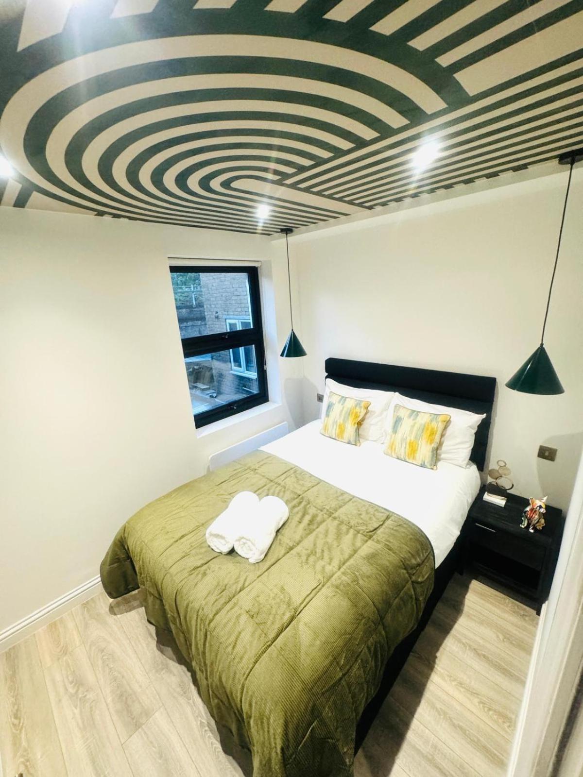 Luxury Flats, Location In Town Apartamento