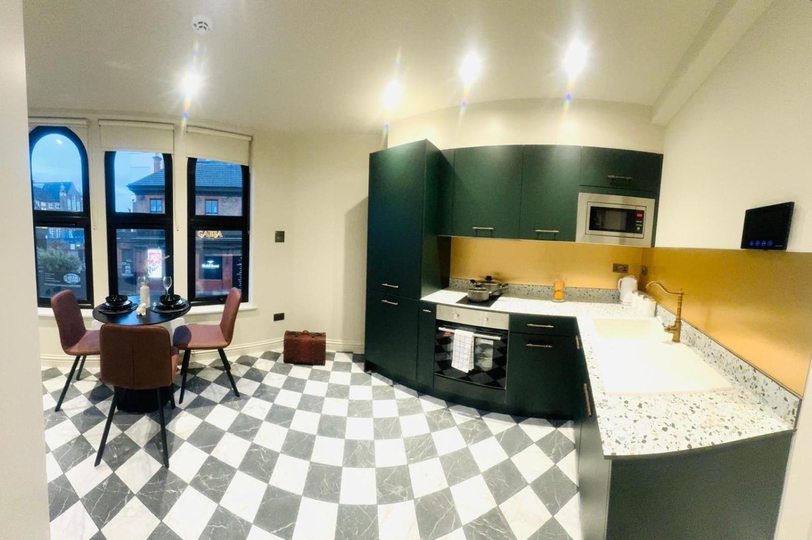 Luxury Flats, Location In Town * Londres