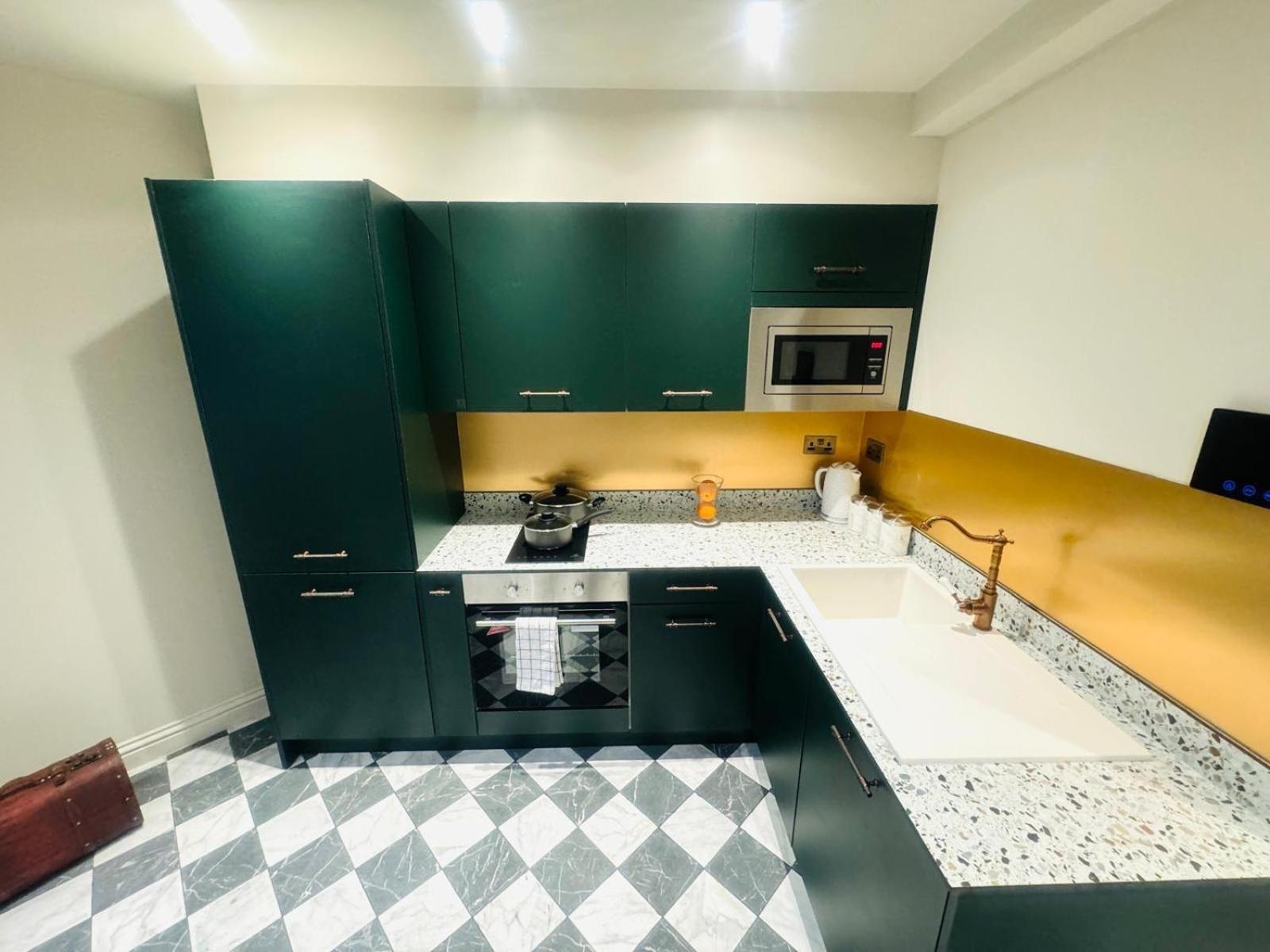 Luxury Flats, Location In Town * Londres