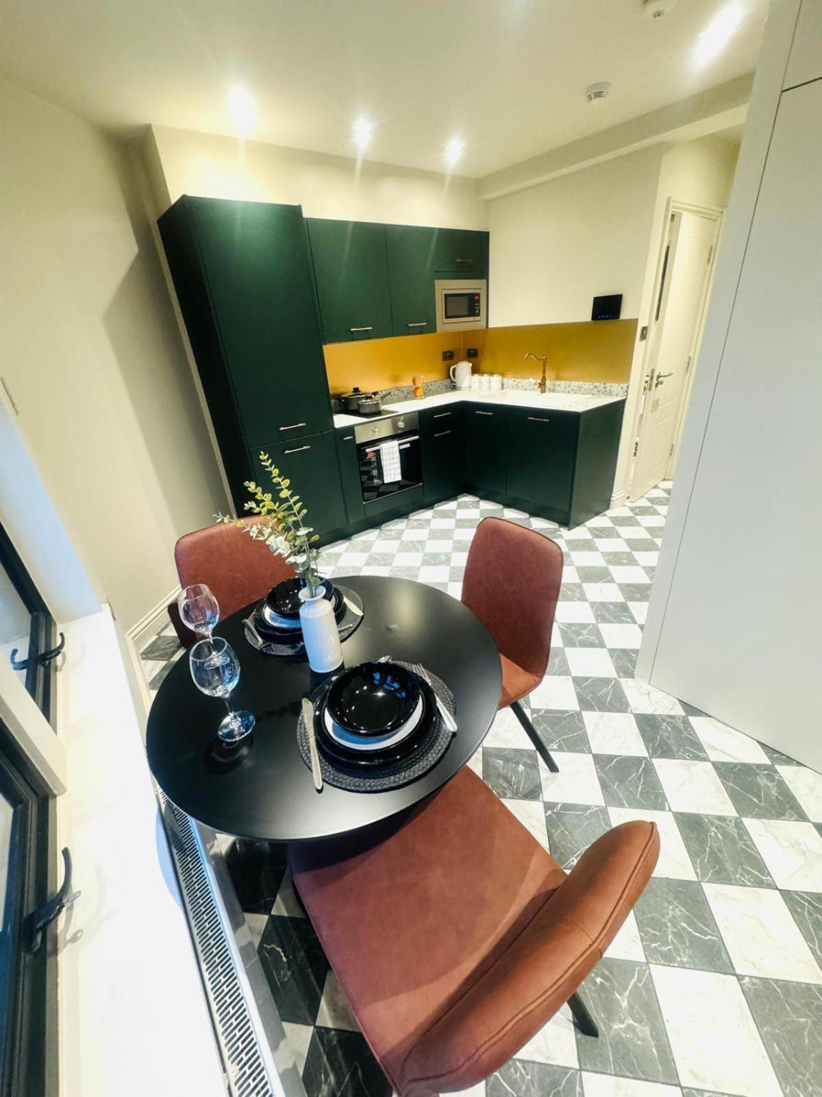 Apartamento Luxury Flats, Location In Town *