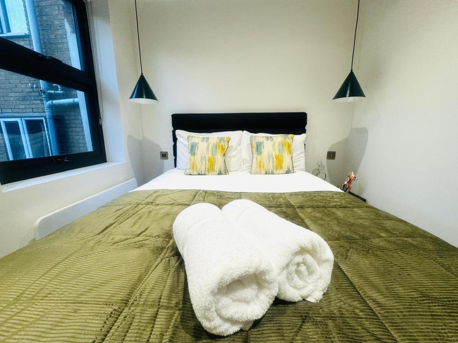Luxury Flats, Location In Town Apartamento