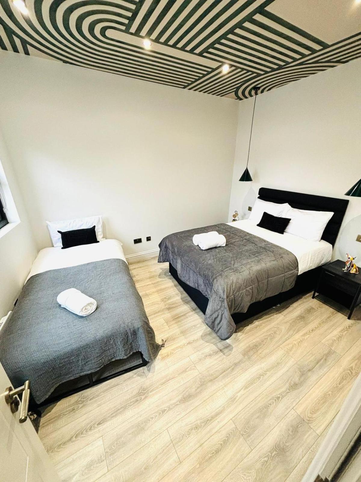 Luxury Flats, Location In Town Londres