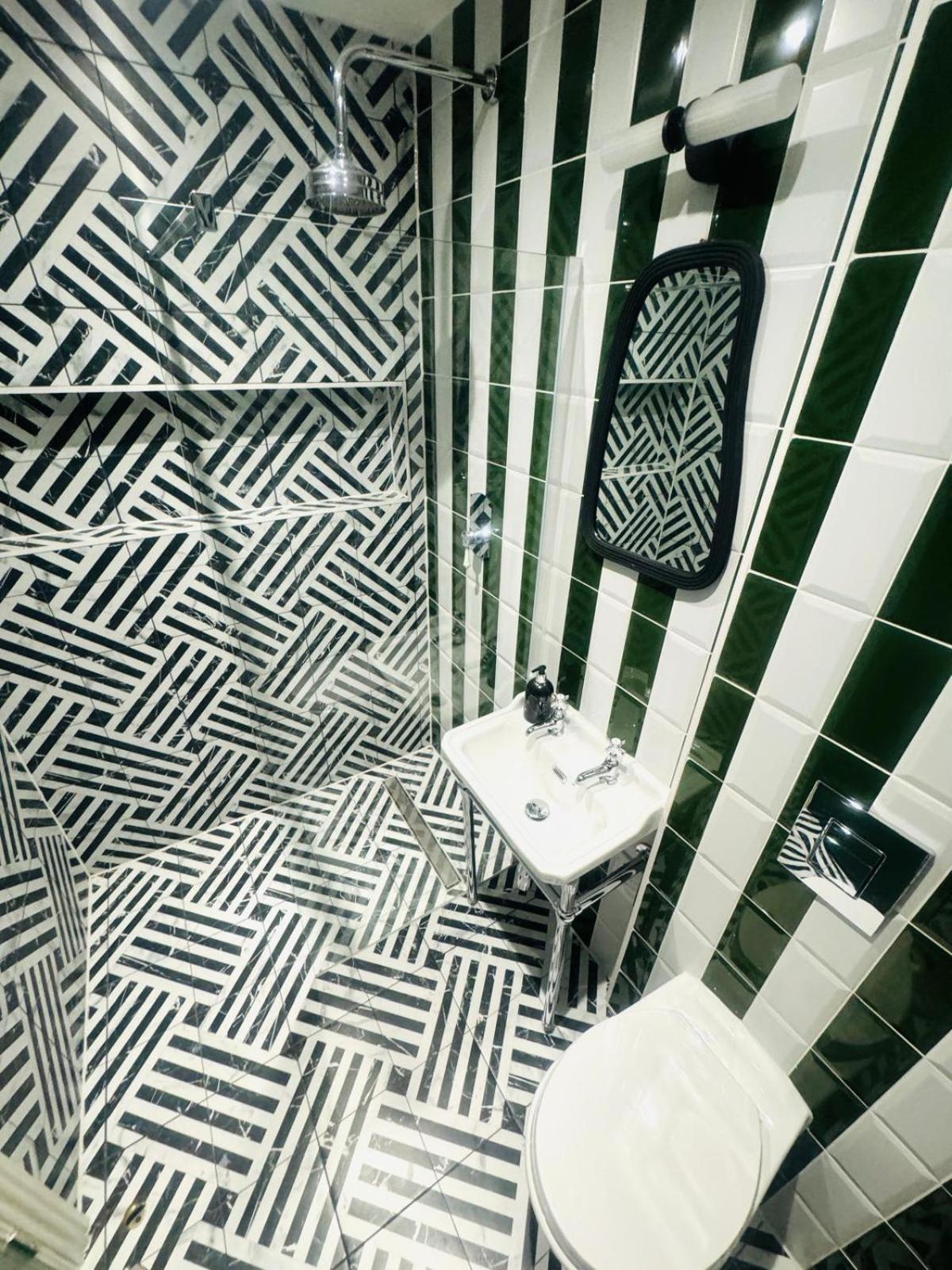 Luxury Flats, Location In Town Londres