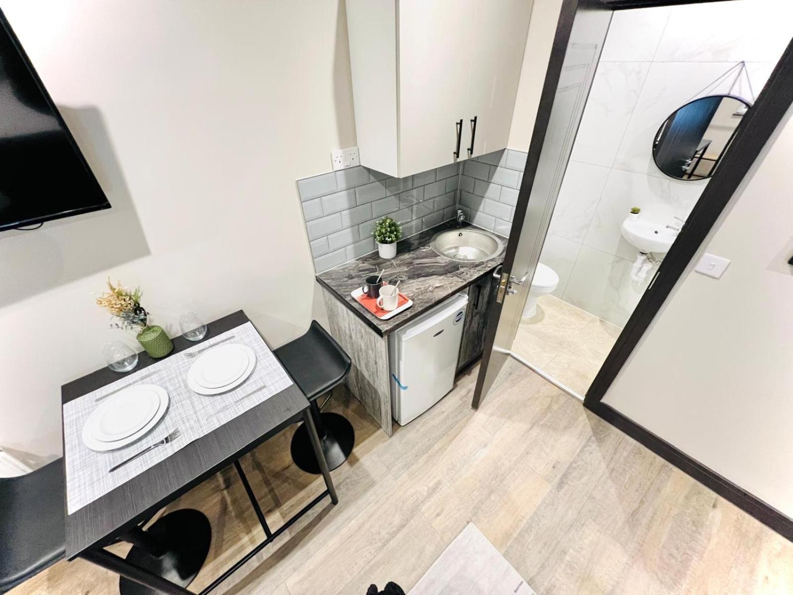 Luxury Flats, Location For Tourists