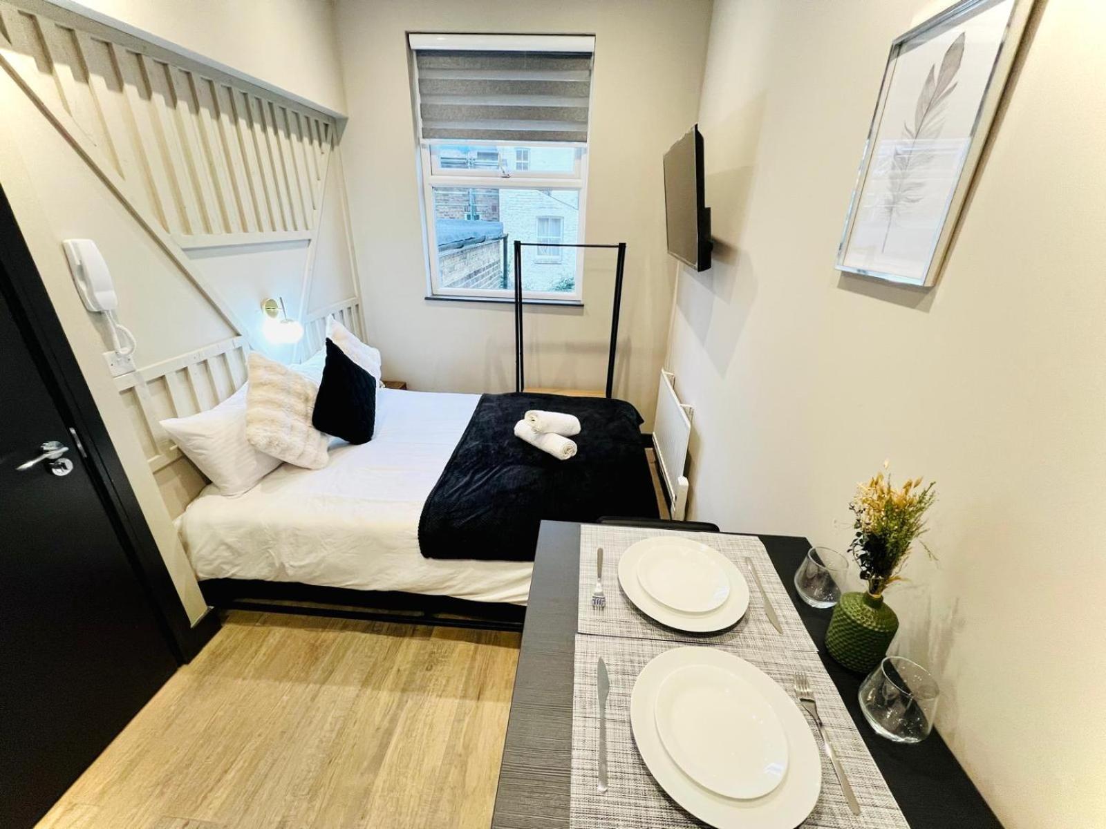 Luxury Flats, Location For Tourists