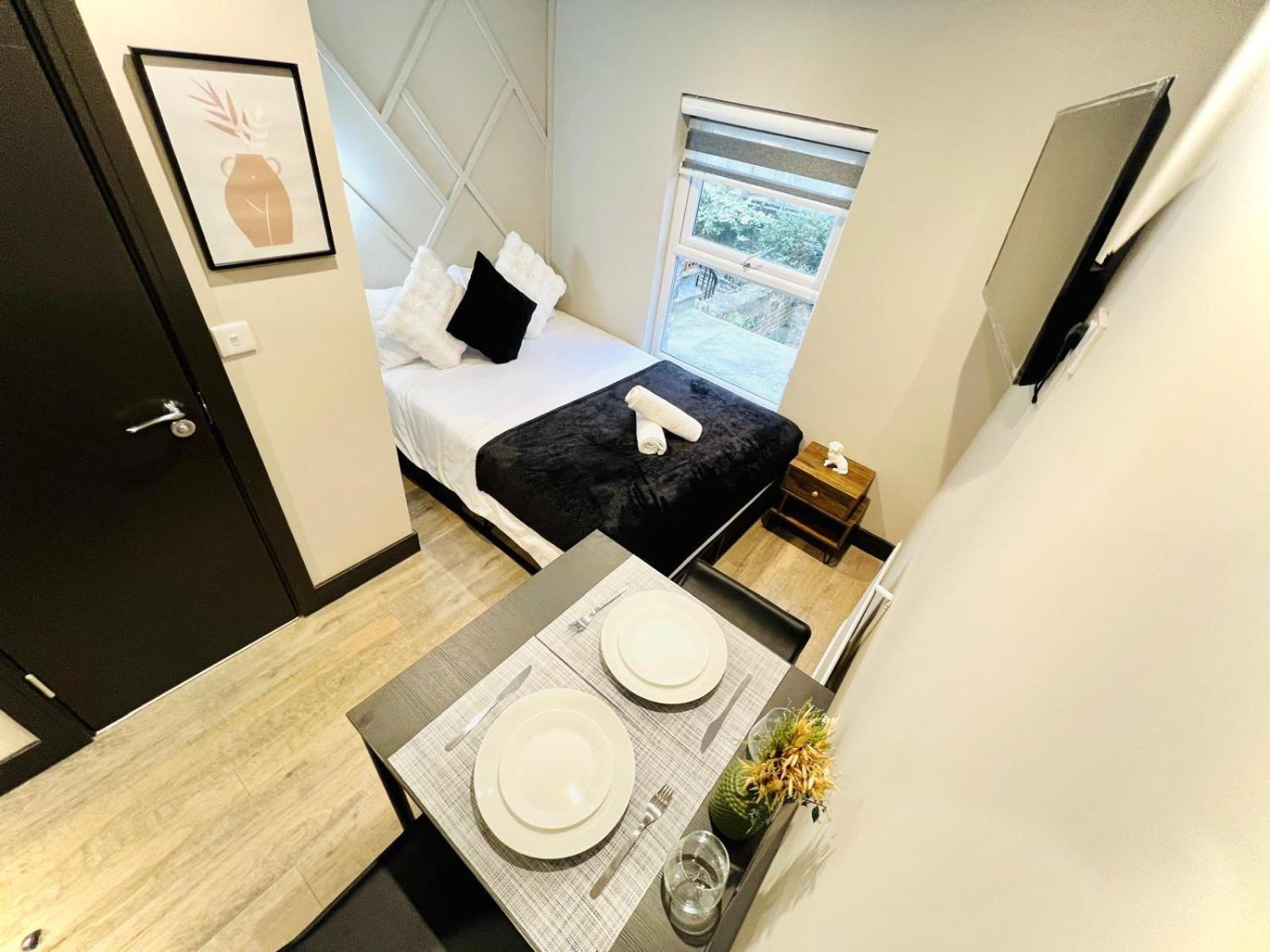 Luxury Flats, Location For Tourists