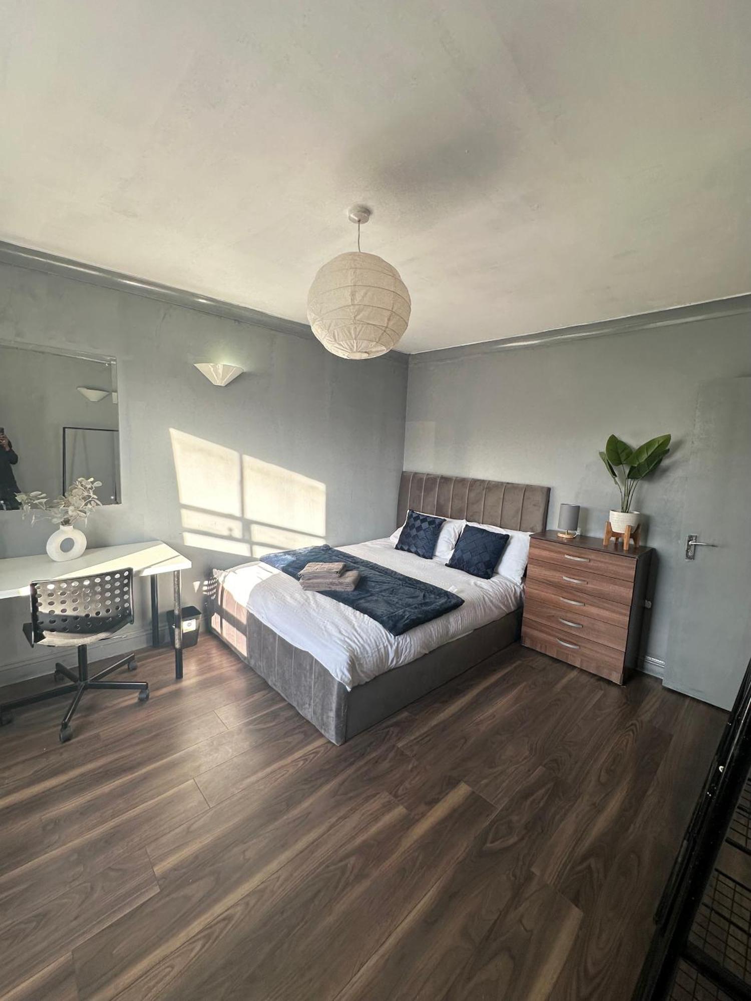 Hospedagem domiciliar Luxury In A 4 Bedroom Flat! 4 Minutes Walk To Kingscross, St Pancras *