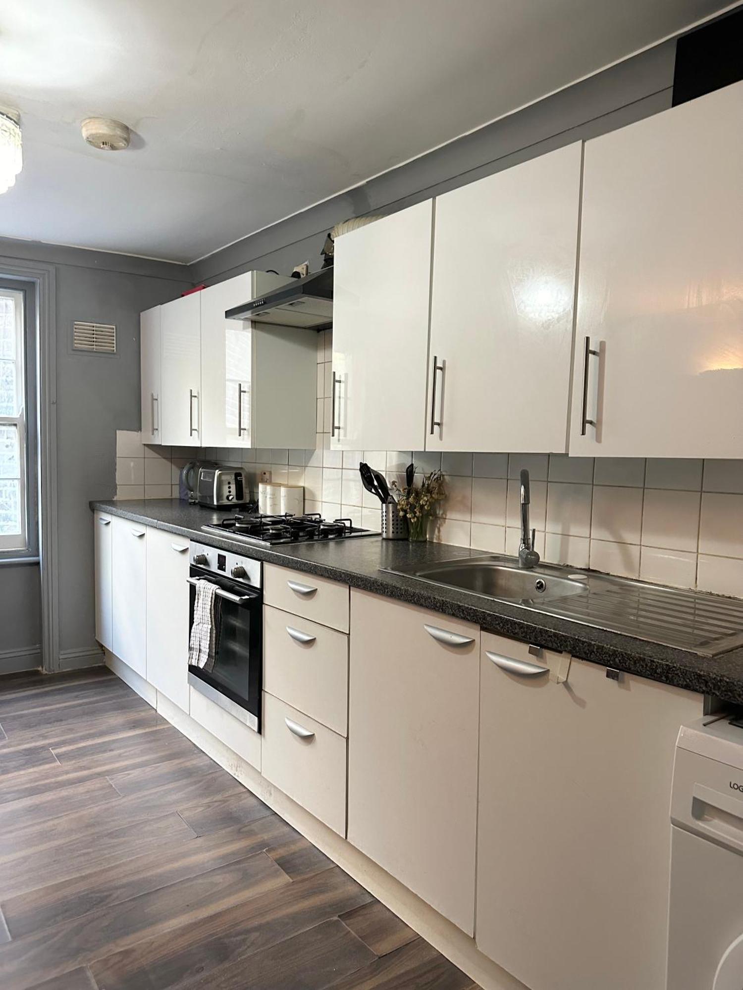 Hospedagem domiciliar Luxury In A 4 Bedroom Flat! 4 Minutes Walk To Kingscross, St Pancras