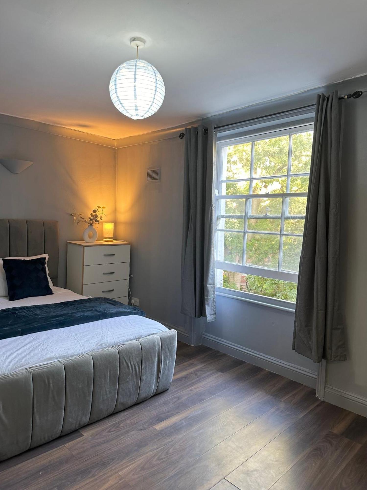 Hospedagem domiciliar Luxury In A 4 Bedroom Flat! 4 Minutes Walk To Kingscross, St Pancras
