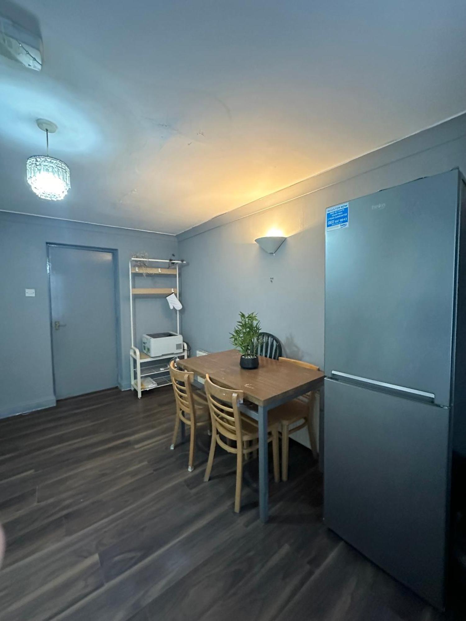 Hospedagem domiciliar Luxury In A 4 Bedroom Flat! 4 Minutes Walk To Kingscross, St Pancras