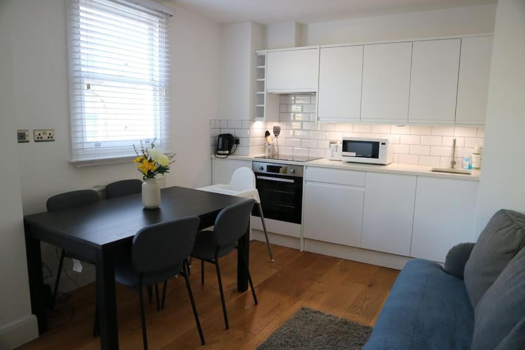 2 Bedroom Modern, Simple Flat In Broadway Market Apartamento *