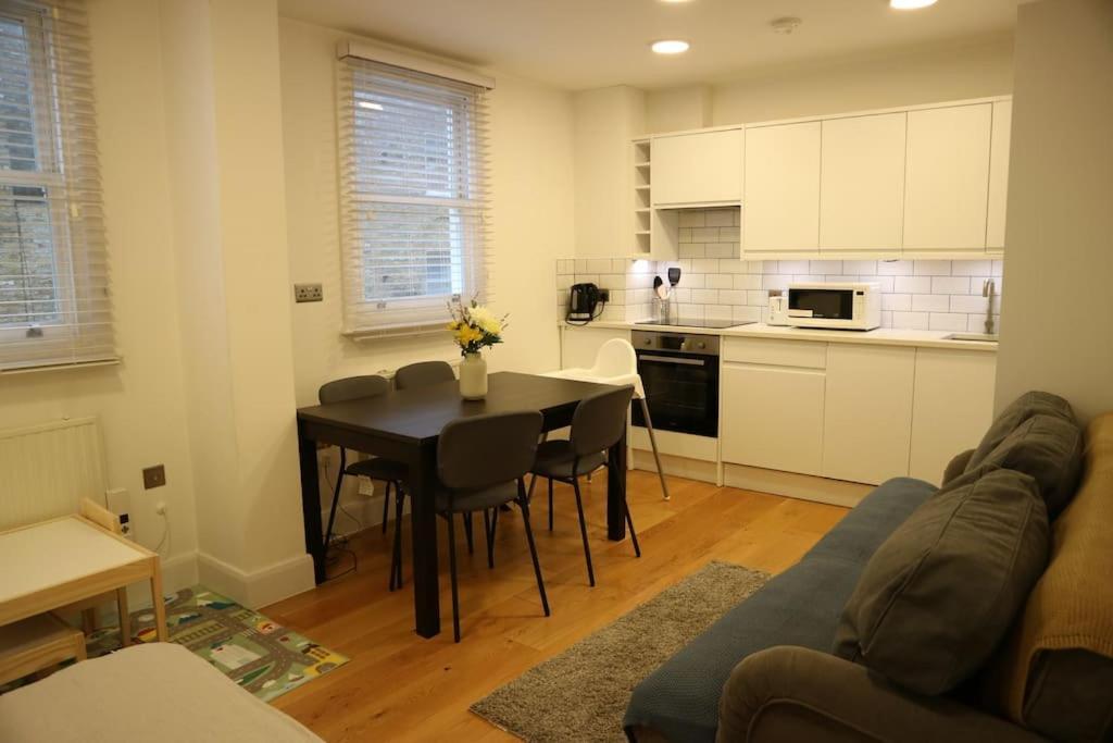 Apartamento 2 Bedroom Modern, Simple Flat In Broadway Market *