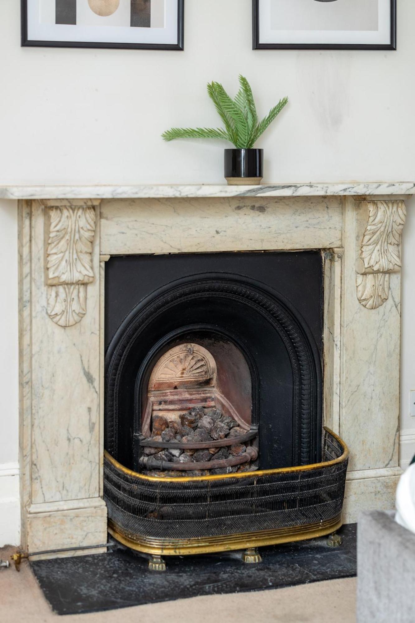 Apartment Elegant & Spacious - Minutes To Kensington *