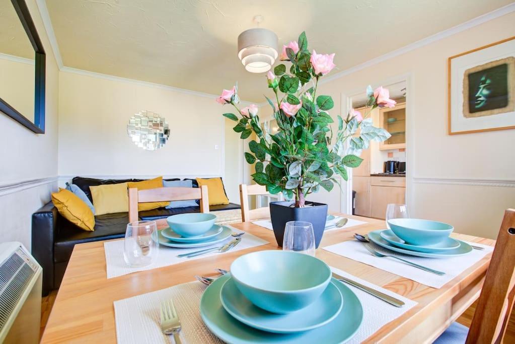 Dalton Plaza Apartment