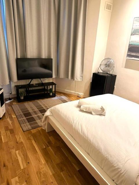 Prime Cozy By Kensington Apartment *