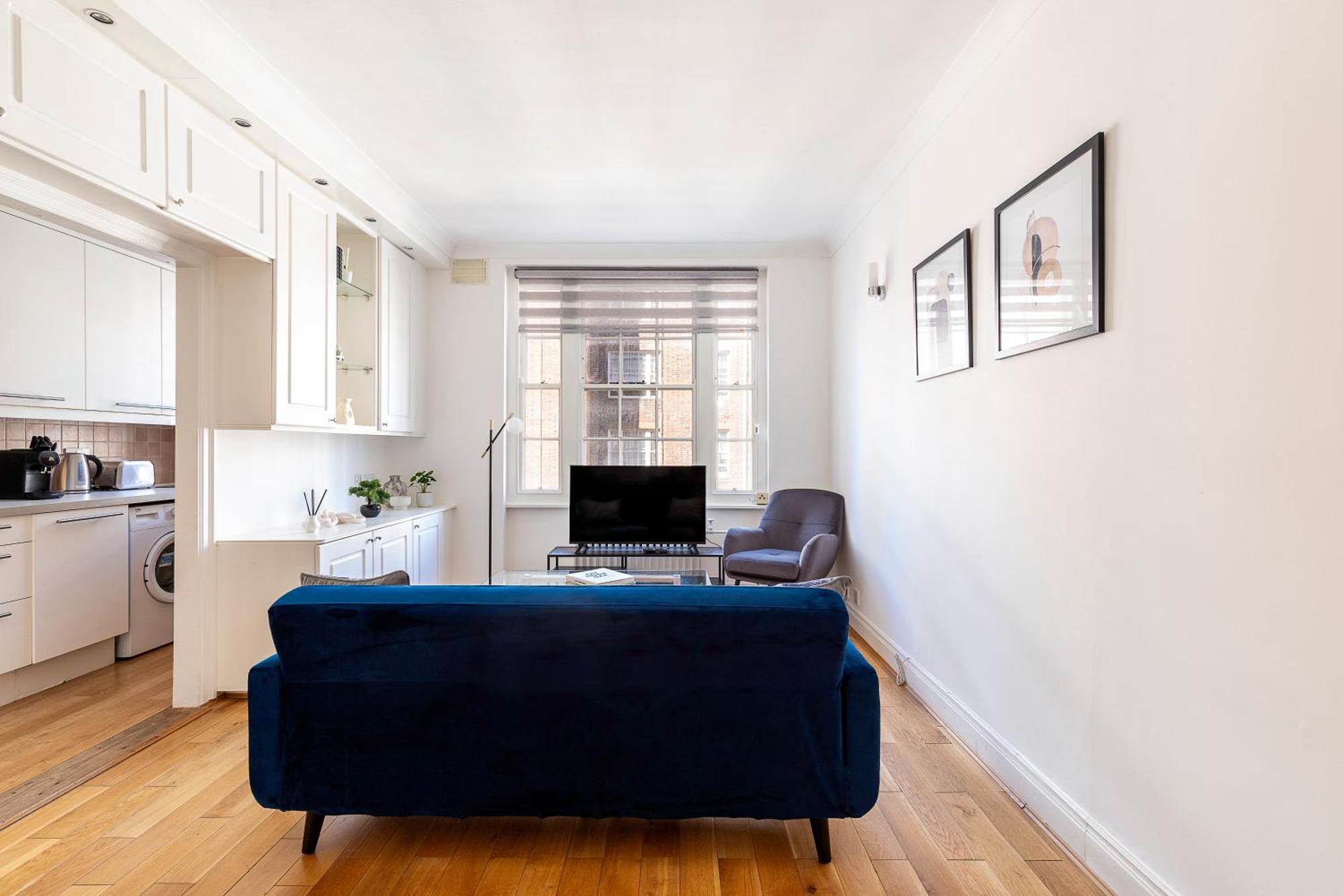 Modern 2 Bedroom Flat Near Queensway Londres