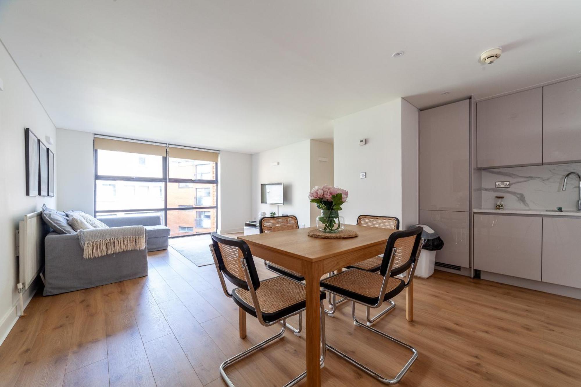 A Stylish Newly Refurbished Flat With Access Appartement Londres